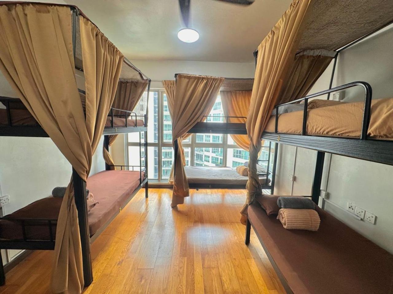 Regalia Bestfriend Hostel — Photos 3